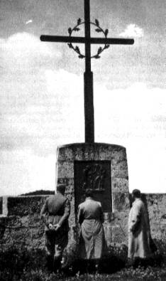 Uhusiano wa Adolf Hitler na Kanisa Katoliki Fuhreratmonument