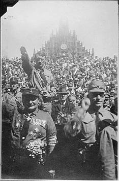 Uhusiano wa Adolf Hitler na Kanisa Katoliki Nuremberg1928